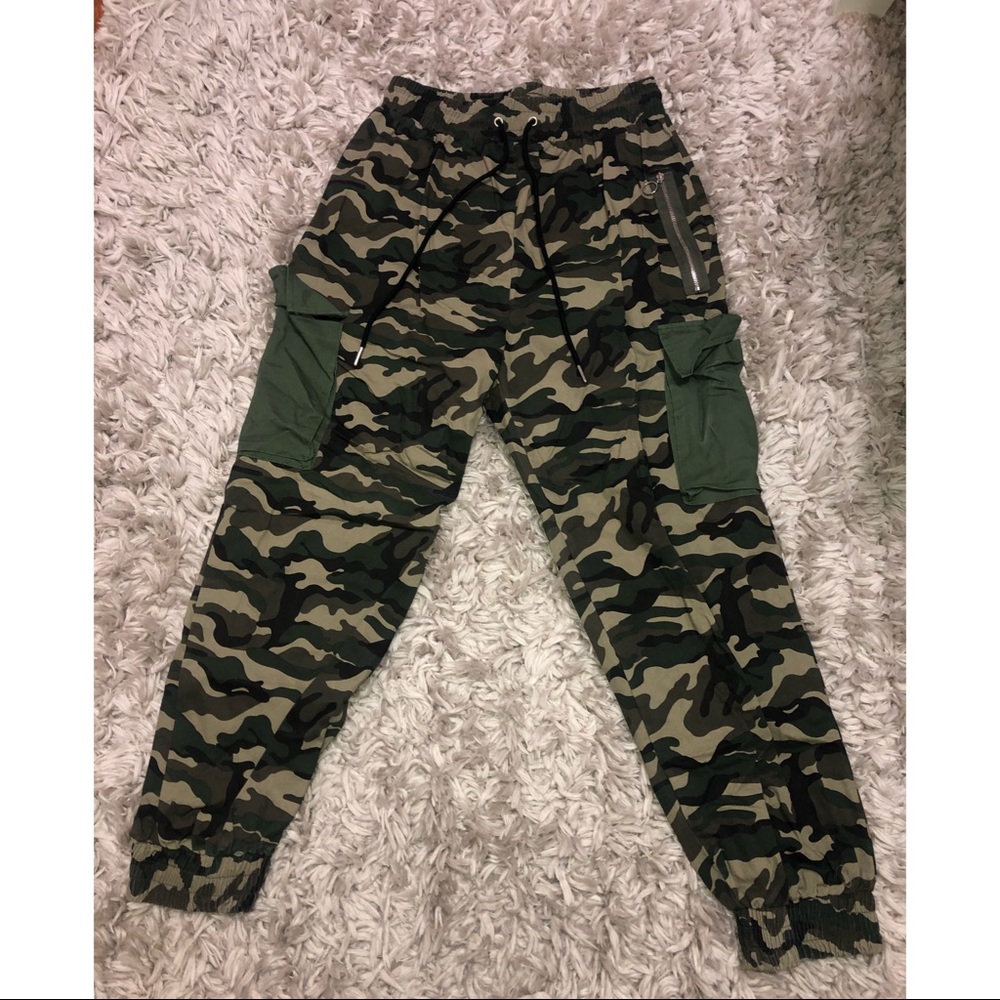 Cargo pants